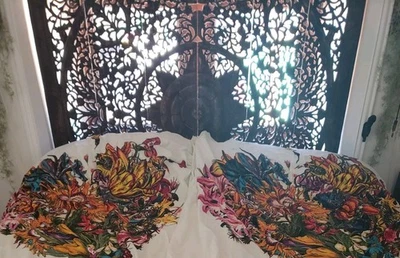 PAR DE FUNDAS DE ALMOHADA ESTÁNDAR Urban Outfitter Rococco-LA HAPPY ELEPHANT Tiger Lily Foto 1 de 4