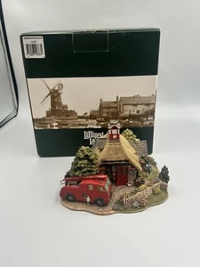 Liliput Gasse Feuerwehrmannwache Landhaus Haus Figur Figur Feuerwehr - Bild 1 von 19