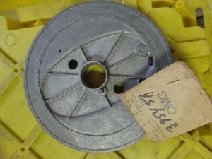OEM OMC 395451 Starter Pulley & Pawl Assembly Evinrude /Johnson 395451 384123 - Imagen 1 de 2