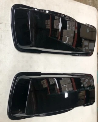 OS&D Advanblack Vivid Black Saddlebag Lid Cover for Harley Touring 1994-2013 - Image 1 of 4