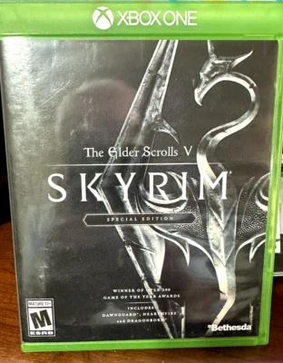 XBox One The Elder Scrolls V: SKYRIM NM COND - Image 1 of 4