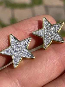 Arete para hombre enchapado en oro amarillo de 14 k con diamantes creados en laboratorio de corte redondo de 1,50 quilates - Imagen 1 de 5