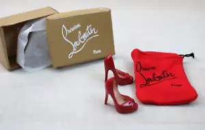 Christian Louboutin Barbie etichetta oro rosso peep-toes scarpe bambola tacco a spillo - Foto 1 di 7