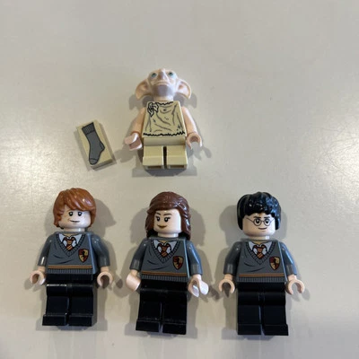 Lego Minifigure Lot - 4736 Harry Potter & Dobby With Hermione & Ron Weasley - Image 1 of 3