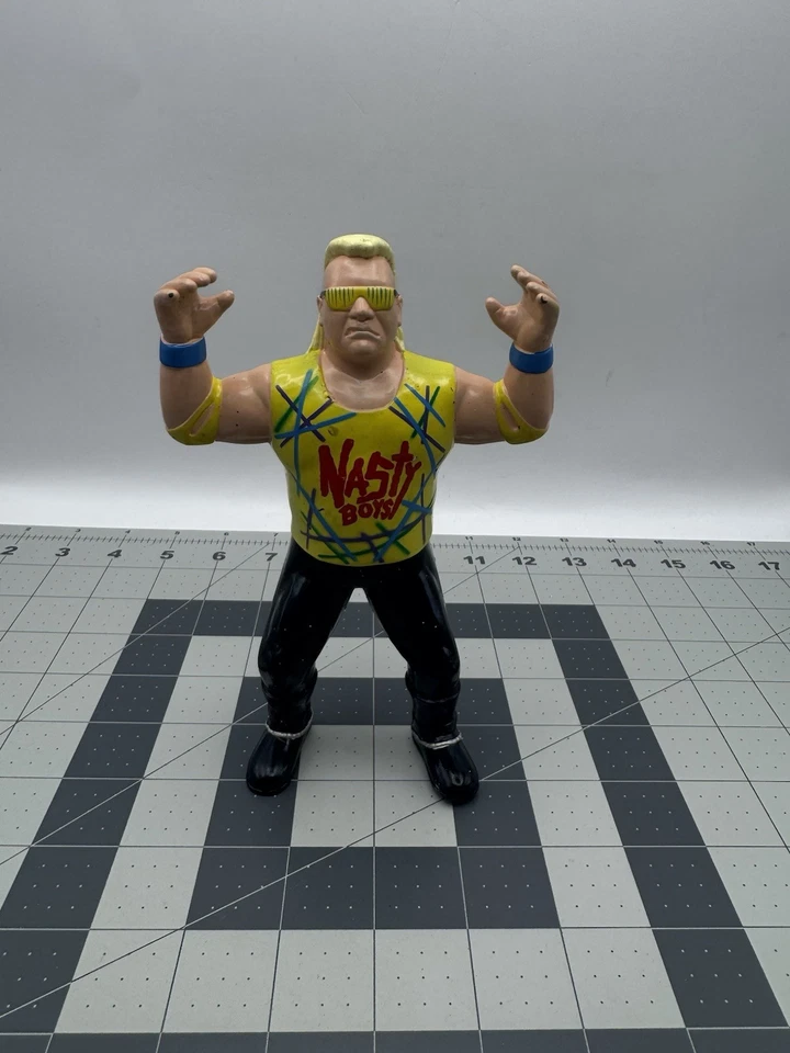 WCW OSFTM Nasty Boys Brian Knobs Figure Yellow Variant WWE Rare Vintage 1994 Foto 1 de 4