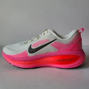 Nike Air Zoom Vomero 18 CM Hyper Pink White IB7315-100 - Picture 1 of 5