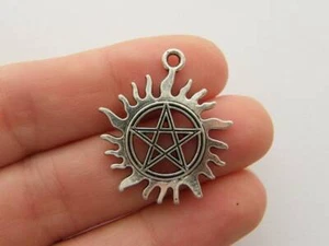 BULK 20 Sun pentagram charms antique silver tone HC259 - SALE 50% OFF - Picture 1 of 5