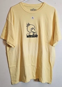 T-shirt uomo Big Bird Sesame Street gialla ricamo taglia XL nuova - Foto 1 di 4