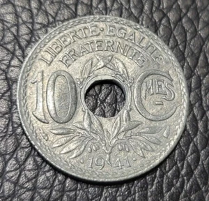 1941 France 10 Centimes Coin - Picture 1 of 2