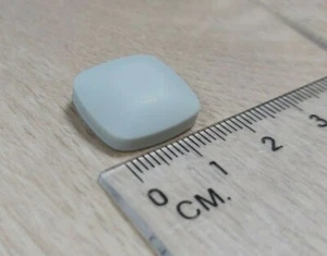 Lenovo grey bottom feet foot rubber 17x17x6mm w/ pinnacle (ideapad 500S-14ISK) - Afbeelding 1 van 4