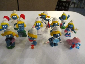 12 Vintage Schleich Peyo Smurfs Figures Smurfette and baby - Picture 1 of 5