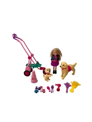 Barbie Chelsea Cuidados com Cachorro e Carrinho de Bebê Conjunto de 17 Peças Pacote 2010 Bolo - Imagem 1 de 4