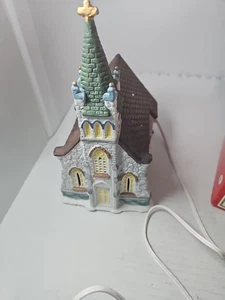 Dickens Collectables Weihnachtsdorf Towne Serie Porzellan Kirche mit Box funktioniert - Bild 1 von 17