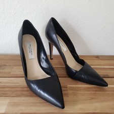 saks stiletto