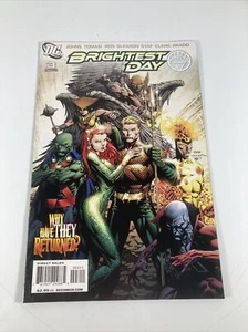 Brightest Day #3 9.0 DC Comics 2010 Aquaman & Mera, Geoff Johns - Picture 1 of 3