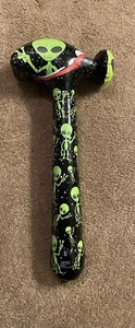 32” Inflatable Alien Hammer - Picture 1 of 6