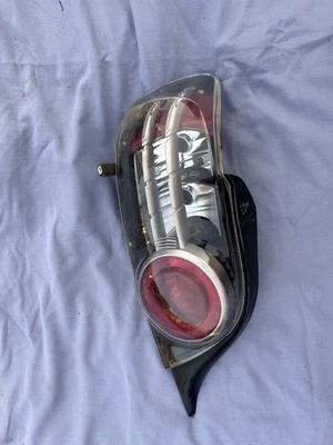 2004-2008 Mazda RX-8 RX8 lanterna traseira lateral do motorista conjunto de lâmpada OEM - Imagem 1 de 4