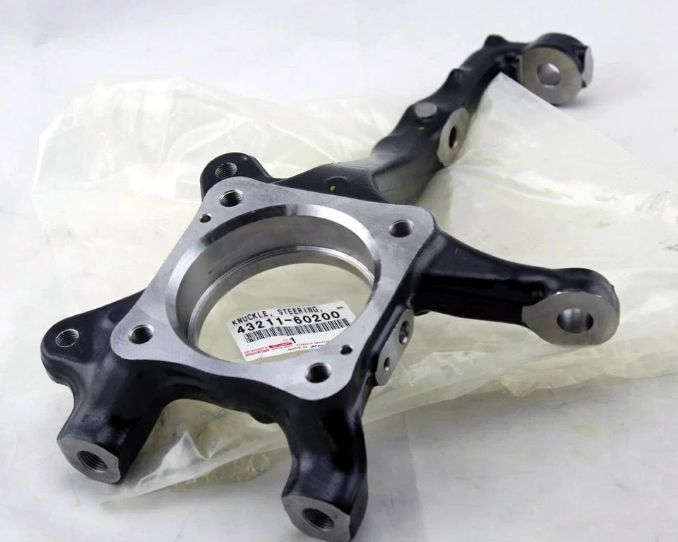 Toyota Lexus RH Suspension Knuckle 43211-60200 OEM Genuine 4Runner GX460 Front - Изображение 1 из 1