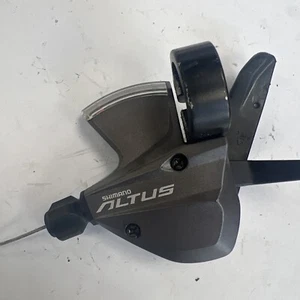 Shimano Altus SL-M310 3/8 3X8 fach Trigger Shifter Doppelhebel Schalthebel Set - Bild 1 von 2