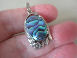 ANTIQUE VINTAGE ART NOUVEAU 925 STERLING SILVER ABALONE SHELL FOB CHARM PENDANT  - Picture 1 of 6
