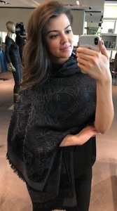Versace Medusa Pattern Wool Scarf - Picture 1 of 6