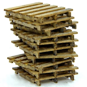 BANTA MODELWORKS WOOD PALLETS (7) F G Model Railroad Unpainted Structure BM925 - Picture 1 of 1