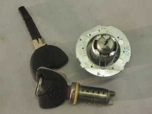 DMP Contactslotsot Anti-diefstal Piaggio Gilera Vespa DMP41501 41501 - Imagen 1 de 4