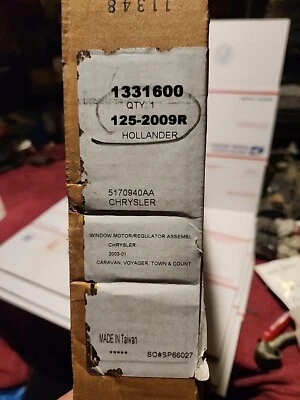 Front Right Power Window Regulator w/Motor For 2001-03 Chrysler Voyager Caravan - Image 1 of 3