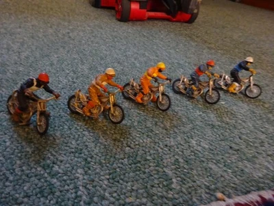 Biciclette speedway Britains Plus Riders - complete - - Immagine 1 di 3