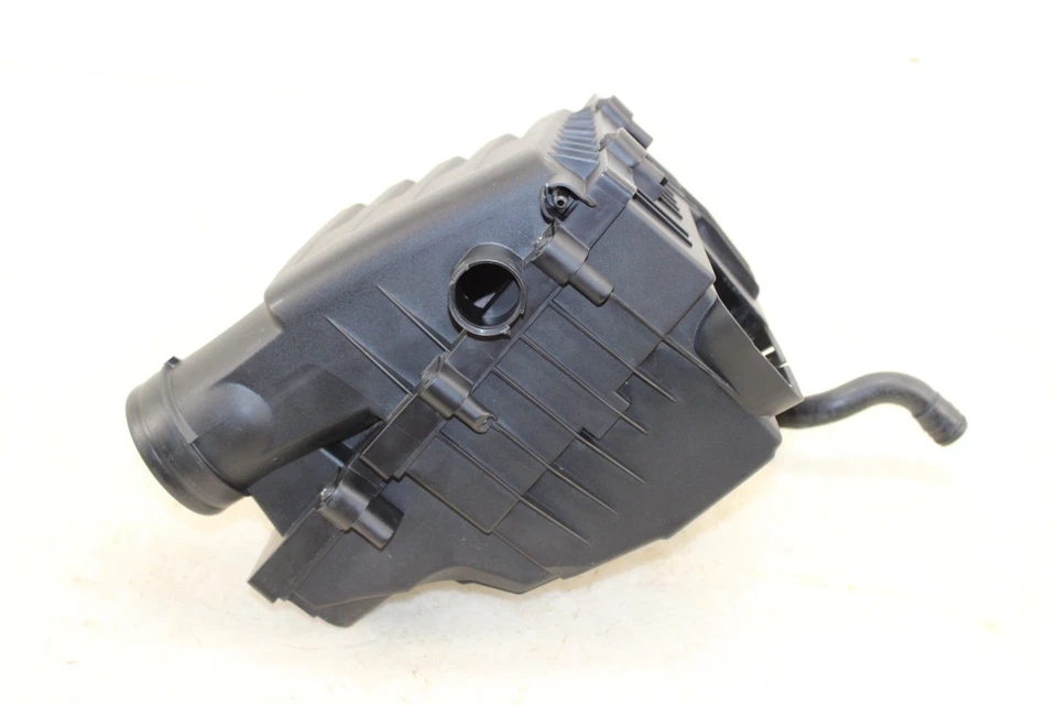 Коробка воздухоочистителя 2015-2021 Volkswagen GTI 2,0 л от оригинального производителя MH25 - Изображение 1 из 4