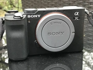 Sony a7C ILCE-7C Body Only; Super Low Shutter Count 17 MSA; w/Box & accessories - Picture 1 of 8