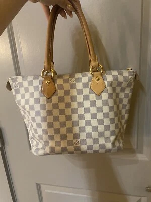 Louis Vuitton Saleya Beige Interior Tote MM White Canvas - Image 1 of 4