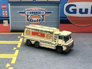 Vintage Corgi Juniors Guy Warrior ESSO Tanker No. 14 1:100 Scale - Picture 1 of 3