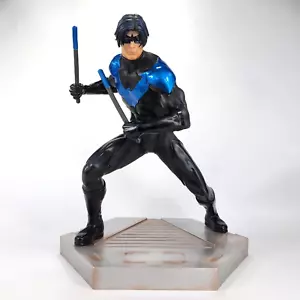 DC Comics Nightwing Kotobukiya ArtFX Statue Teen Titans Figure w/ Stand - Picture 1 of 11