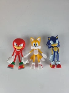 Sonic the Hedgehog  Bend-Ems Sonic The Hedgehog Knuckles And Tails  Figures  - Picture 1 of 8