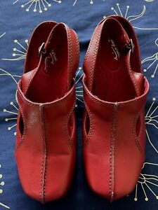 Easy Street Sportster Red Faux Leather Slingback Mule Shoes Women's size ￼8