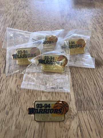 1993 NBA Golden State Warriors 93-94 Season Ticket Pins Cover