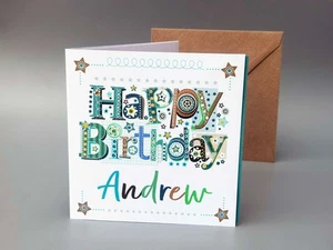 Tarjeta de feliz cumpleaños personalizada para él | Tarjeta de cumpleaños masculina con nombre personalizado - Imagen 1 de 19