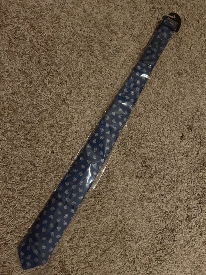 Juego de corbata y cuadrado de bolsillo Barcelona Cravatte para hombre Foto 1 de 1