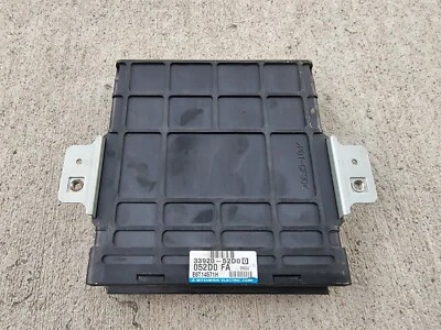 2001 SUZUKI GRAND VITARA ECM ECU PCM ENGINE CONTROL MODULE 33920-52DOO  - Image 1 of 2