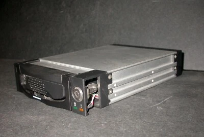 IBM 46M6529 SATA Hard Drive Enclosure Caddy No Key - Image 1 of 3