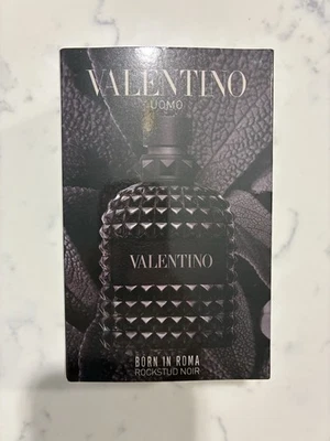 Fragancia Valentino Rockstud Noir - Born in Roma Colonia Foto 1 de 3