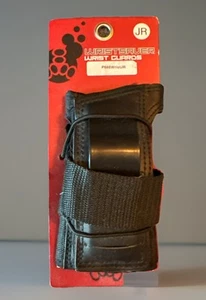 Wrist Guards JR/Kids Size NEW Triple Eight NYC Wristsaver Fast Shipping - Picture 1 of 4