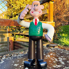 Metal Wallace Statue 46cm Wallace And Gromit Metal Garden Lawn Patio Sculpture
