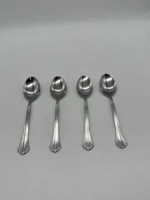Set of 4 Cambridge Tracy Stainless Steel Teaspoons - Image 1 of 4