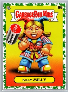 2023 Topps Garbage Pail Kids X View Askew #19b Silly Milly verde paralelo - Imagen 1 de 2