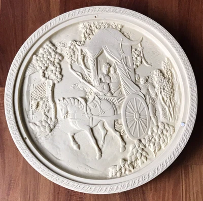 Mesa de resina tallada asiática emperadores romance escena de jardín vintage Foto 1 de 4