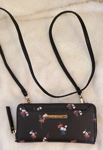 STEVE MADDEN Zip Around Wallet NWOT - Picture 1 of 5