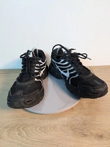 Nike Air Max Torch 4 Black White Women's Shoes Sneakers Size 11 Flaw 343851-010 - Picture 1 of 13