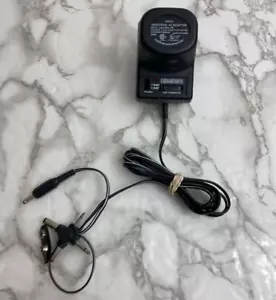 Adattatore AC universale nero con cambio volt sw. 1,5-12 nero modello 34021 - Foto 1 di 6